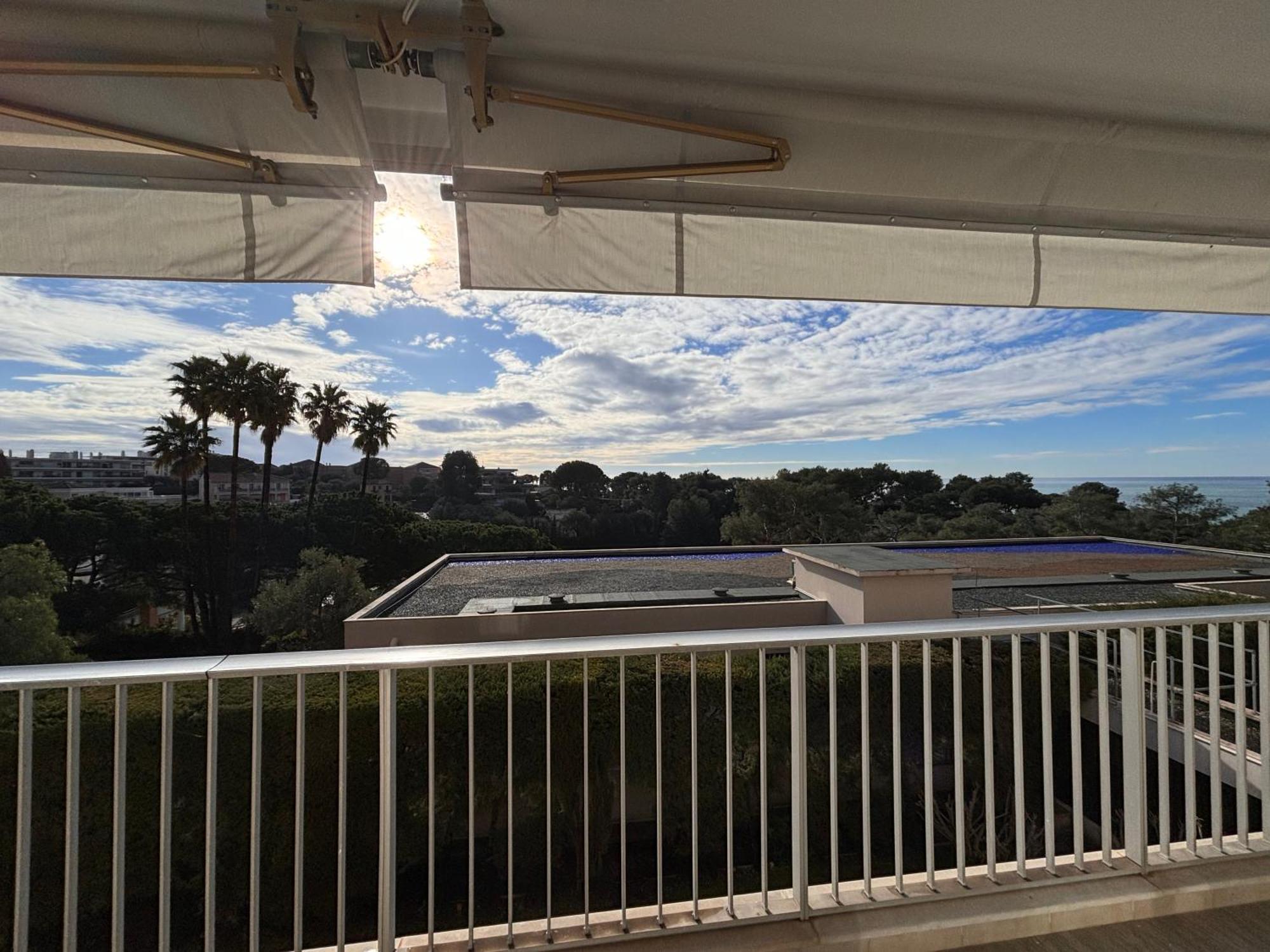French Riviera Apartment With Swimming Pool And Free Parking Near Monaco Roquebrune-Cap-Martin Exterior photo